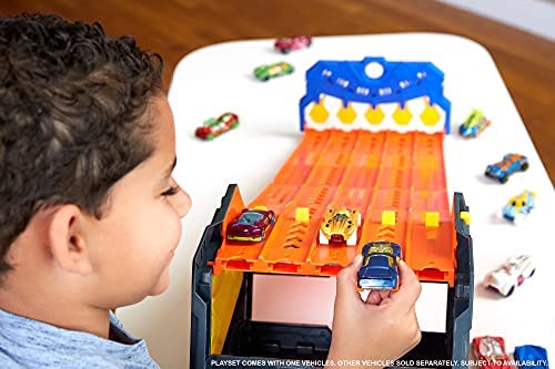 Hot Wheels Roll Out Raceway Track Set, Storage Bucket Unrolls into 5-Lane Racetrack for Multi-Car Play, Connects to Other Sets, With 1 1:64 Hot Wheels Car, For Kids 4 Years & Up - Image 2