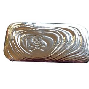 Pour Lines Pirate Stamp 2 Troy Oz Silver bar