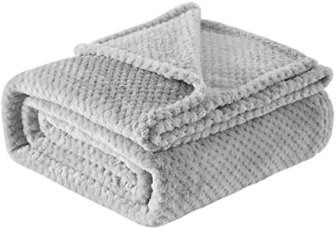 Lifewit Throw Blanket Throw Size Waffle Blanket for Couch Sofa Bed Outdoor Travel, Soft Fluffy Cozy Microfiber Fleece Blanket for All Season, Silver Grey, 130 x 150 cm