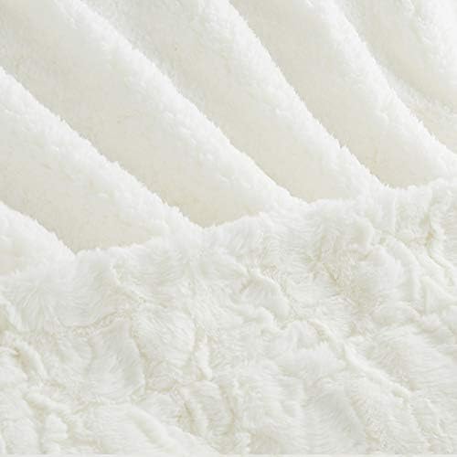 Amazon Basics Fuzzy Faux Fur Sherpa Throw Blanket, 127 x 152 cm - Cream - Image 5