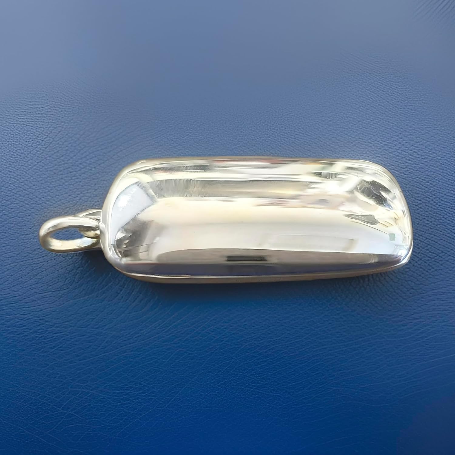 Designer Inspirations Boutique Large Sterling Silver Plain Rectangle Locket - 4cm Long - Perfect for Engraving - Image 5