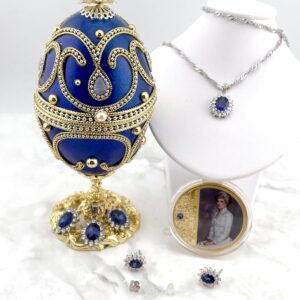 UNIQUE Lady Diana Spencer Centre Piece Natural Handcarved Fabrege Egg style Music box Collectible Princess Diana Memoir Pure GOLD decor & NATURAL Sapphire Diamond Jewelry Set & SILVER COIN Fabregé egg