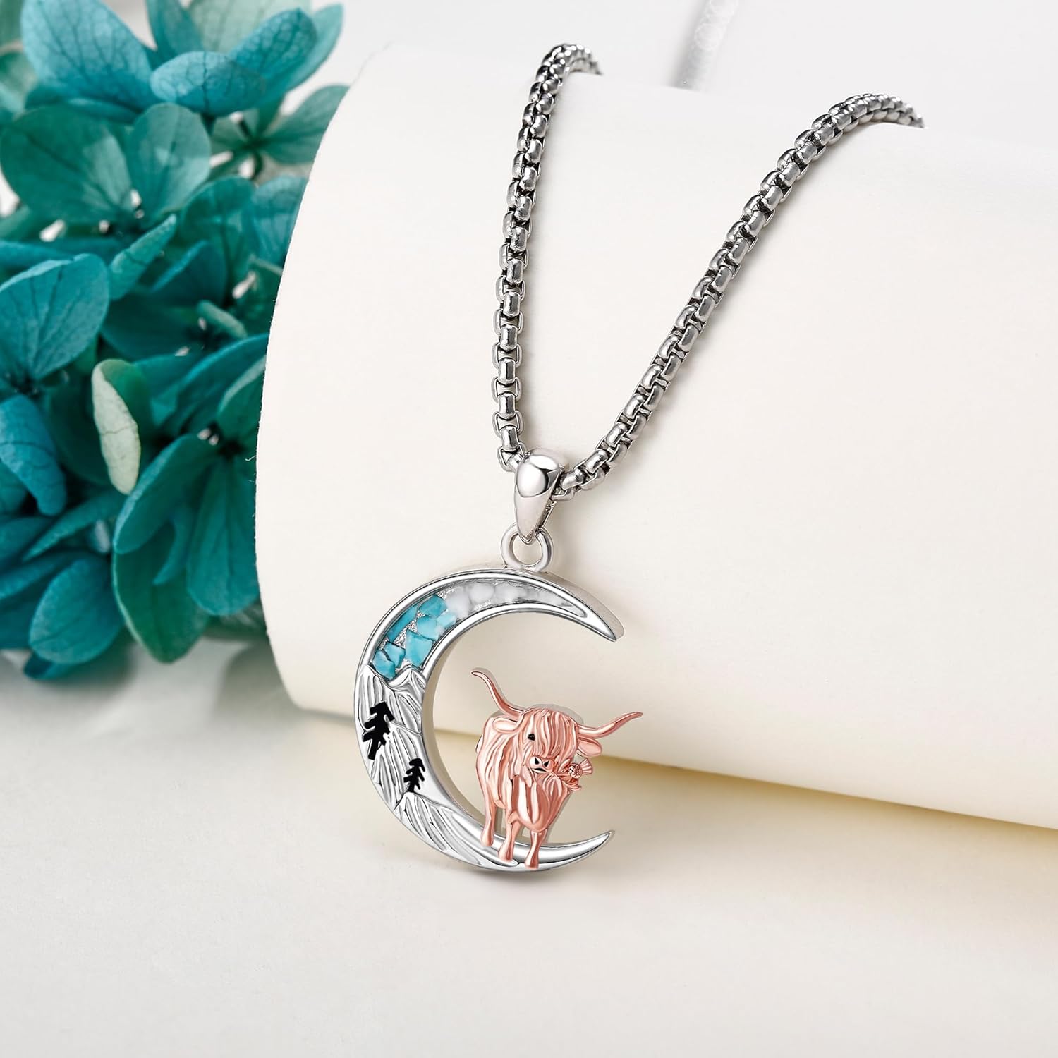 Moon Sterling Silver Crescent Moon Pendant Necklace - Jewellery Gift for Women & Men - Image 4